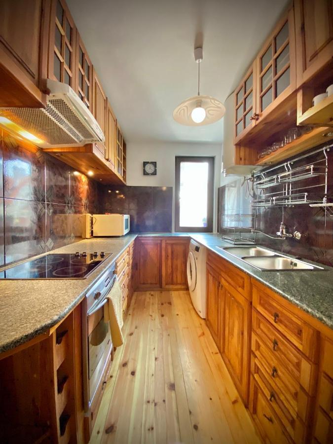 Bright Central Studio For 4 In Бургас Экстерьер фото