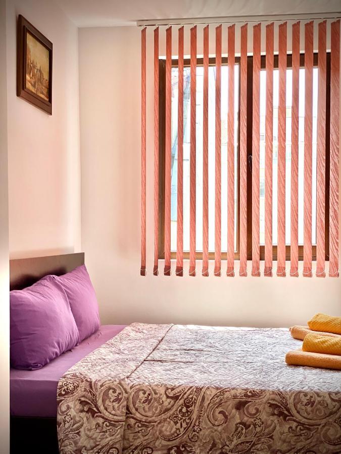 Bright Central Studio For 4 In Бургас Экстерьер фото